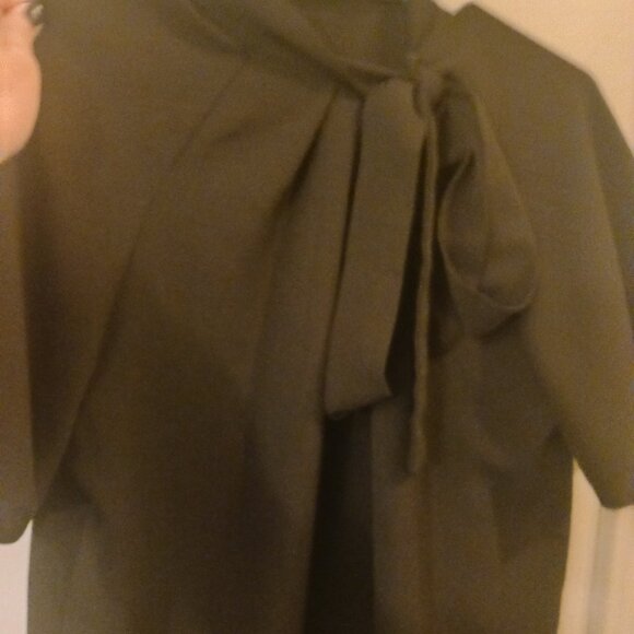 Black bow blouse - Picture 3 of 3